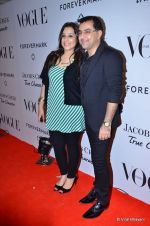 at Vogue_s 5th Anniversary bash in Trident, Mumbai on 22nd Sept 2012 (170).JPG